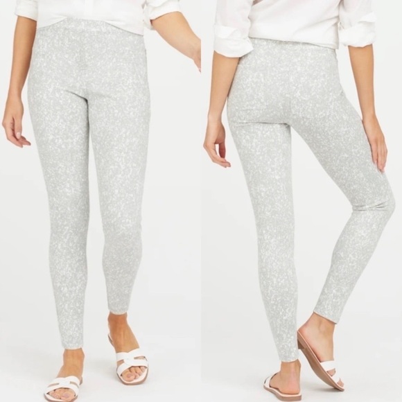 NWT Spanx Jean-ish High Waisted Denim Leggings in Speckled Grey - Picture 1 of 8